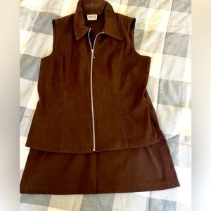 2 pc skirt set brown size 9/10 New
